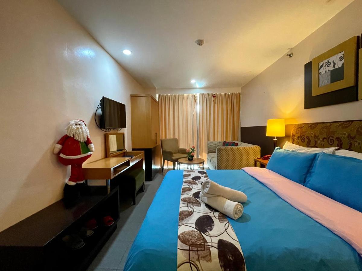 טגאיטאי One Tagaytay Place Private Residences מראה חיצוני תמונה