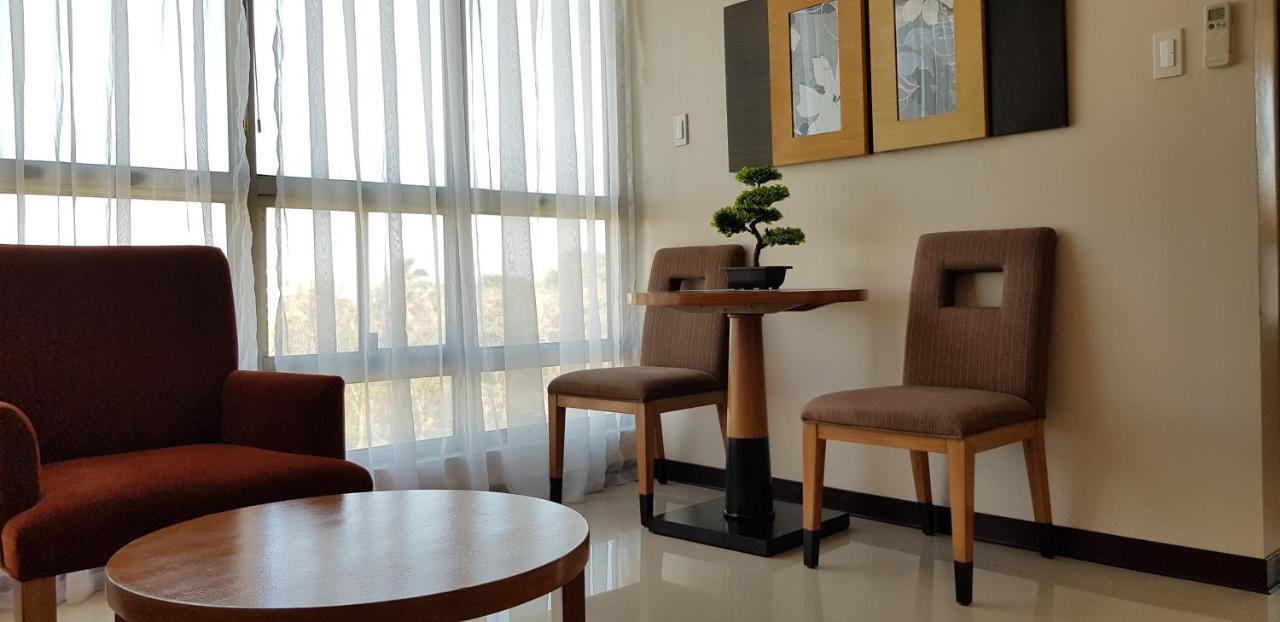 טגאיטאי One Tagaytay Place Private Residences מראה חיצוני תמונה