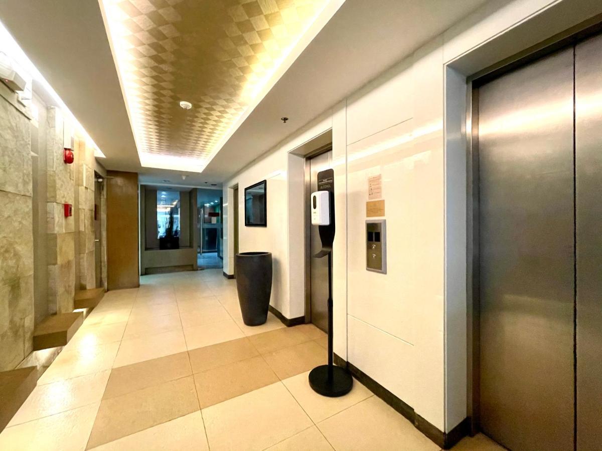 טגאיטאי One Tagaytay Place Private Residences מראה חיצוני תמונה