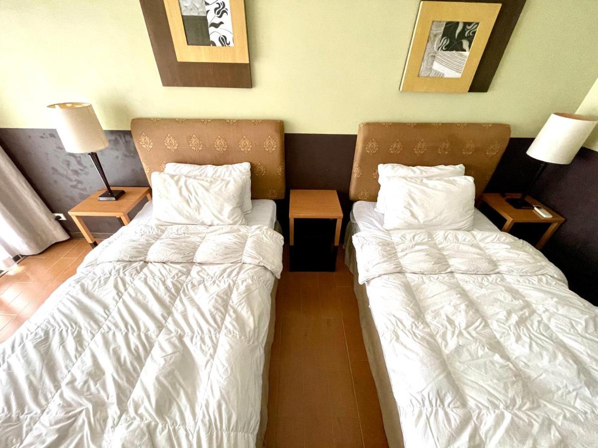 טגאיטאי One Tagaytay Place Private Residences מראה חיצוני תמונה