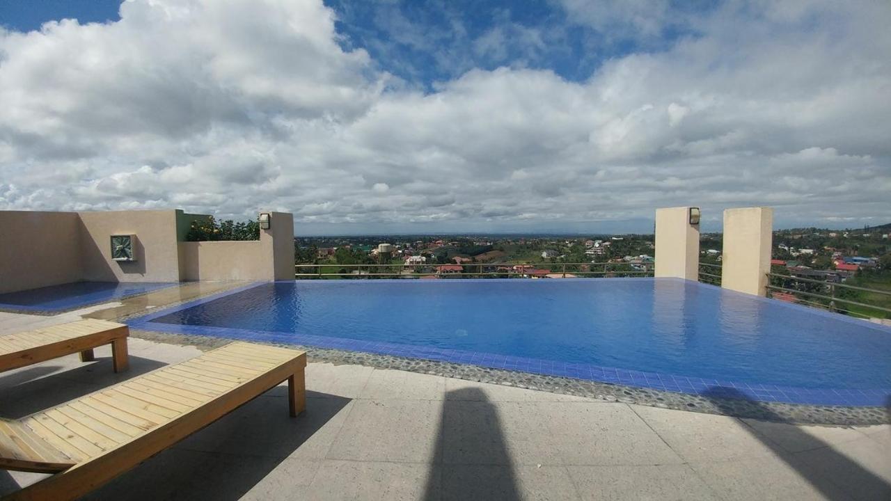 טגאיטאי One Tagaytay Place Private Residences מראה חיצוני תמונה