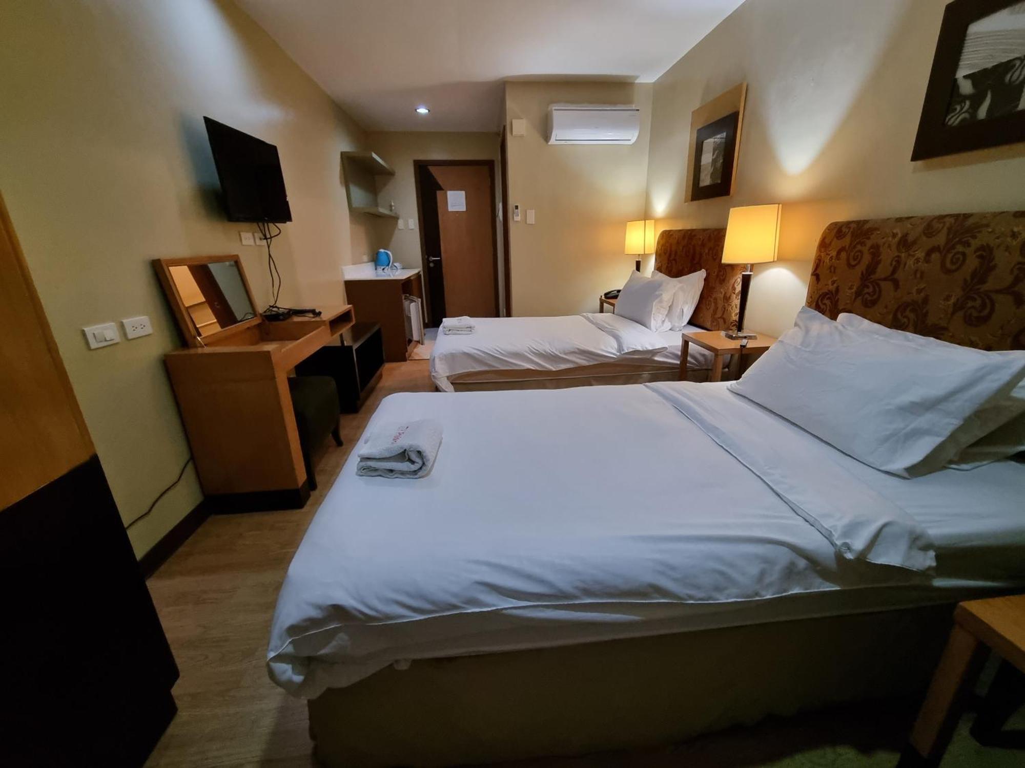 טגאיטאי One Tagaytay Place Private Residences מראה חיצוני תמונה